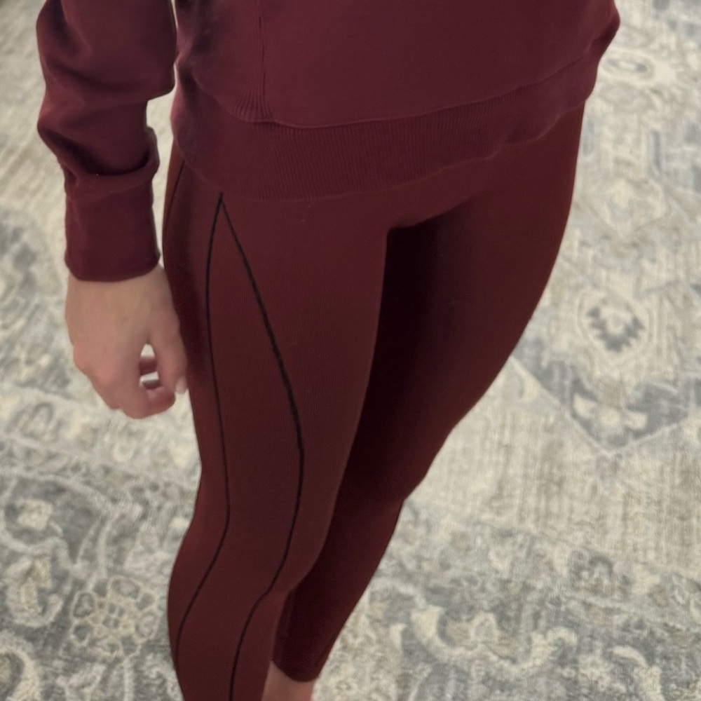 Wilson Ribbed Leggings - Picture 3 of 5